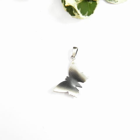 Zawieszka srebrna mała - Butterfly gray