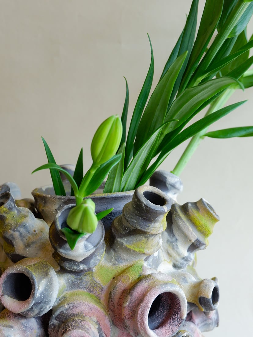 The Combined Forms- Vase 14 - wazon ceramiczny z kolekcji The Combined Forms