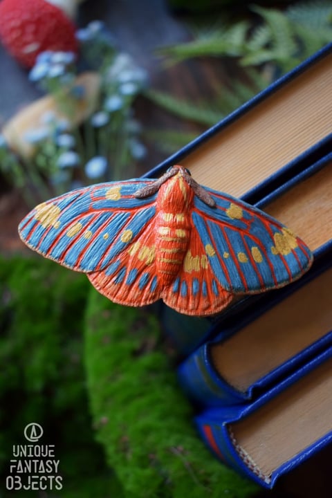 Spinka do włosów z rzeźbą ćmy Citheronia regalis