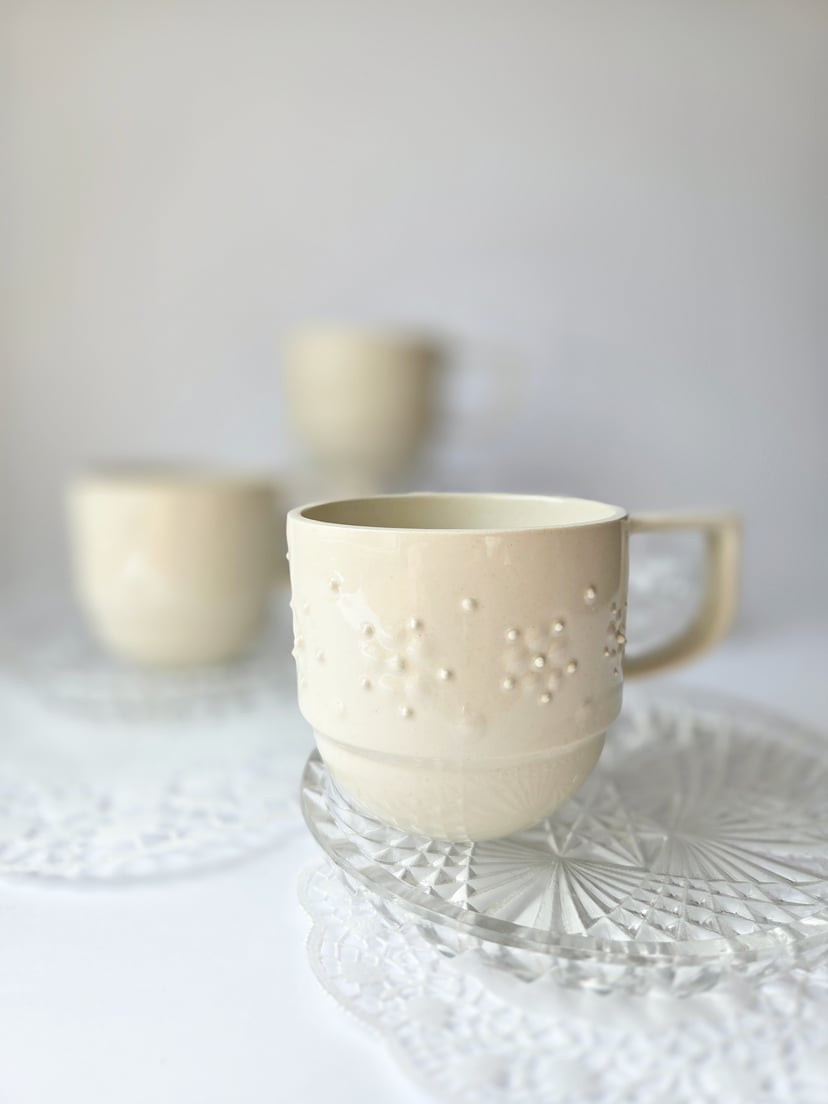 Kubek 300 ml - jasnokremowy kubek ceramiczny