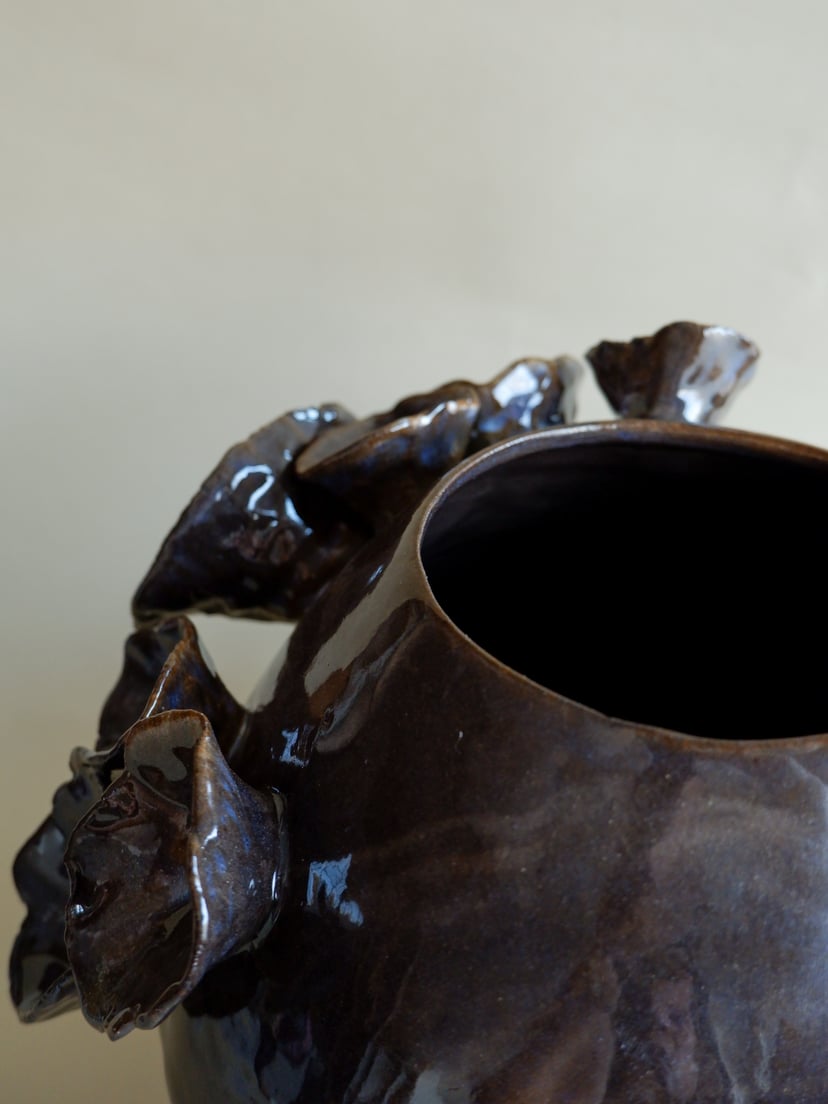 The Floral- Vase 04 - wazon ceramiczny z kolekcji The Floral