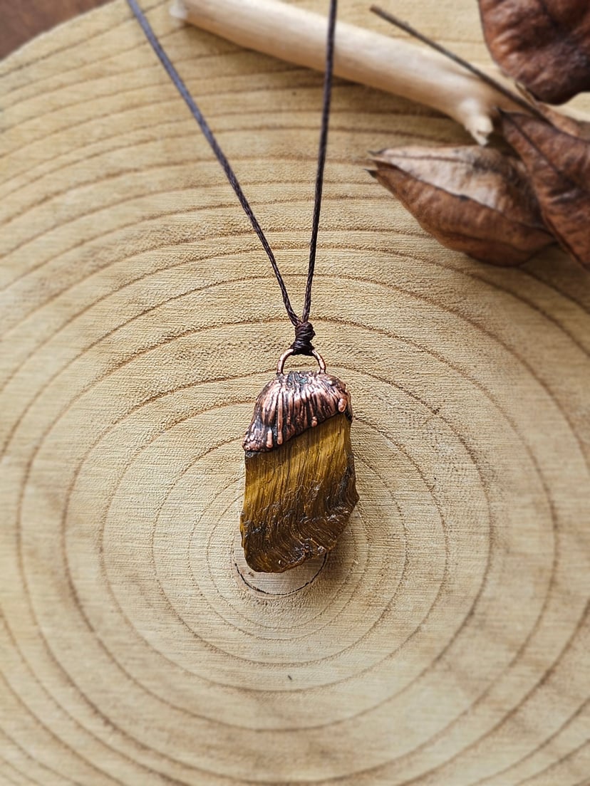 Amulet miedziany "Raw" - Tygrysie Oko