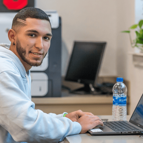 Tutoring lab student