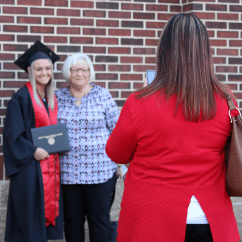 Graduate picture with family