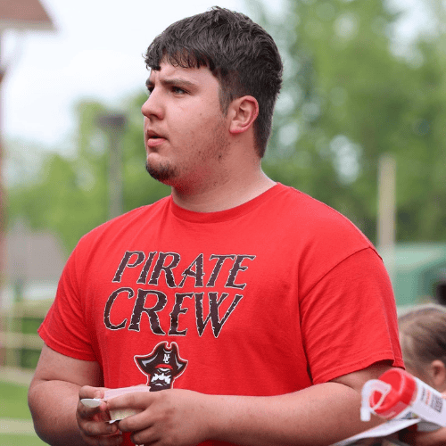 Student wearing Pirate Crew tee