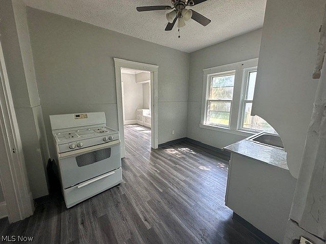 9816 Manor Avenue,Cleveland,OH,United States preview