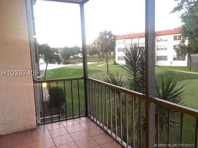 830 South Hollybrook Drive,Pembroke Pines,FL,United States preview