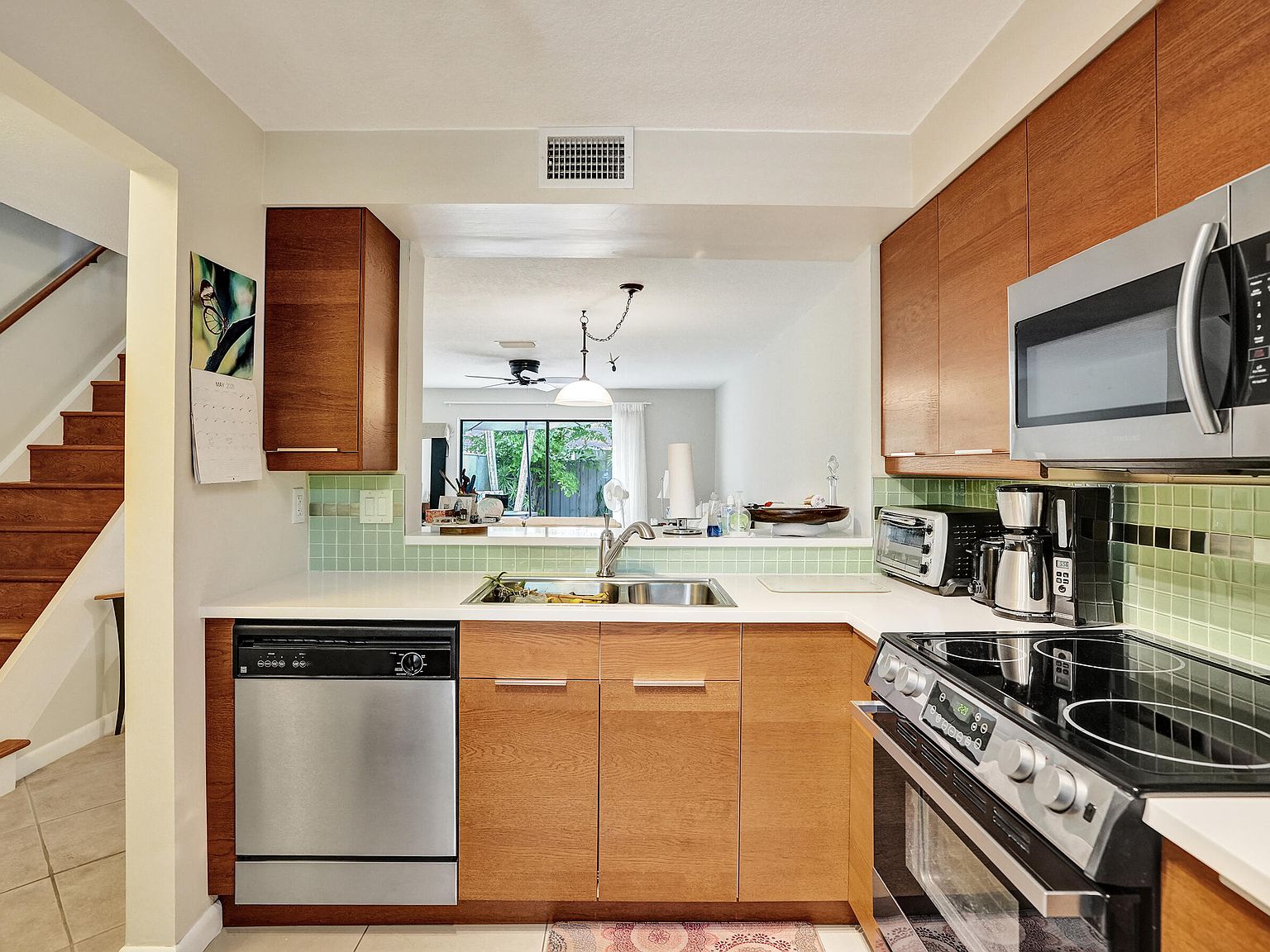 3028 South Oakland Forest Drive,Oakland Park,FL,United States preview