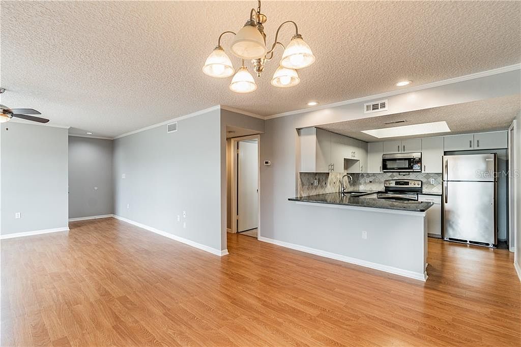8350 Savannah Trace Circle,Tampa,FL,United States preview