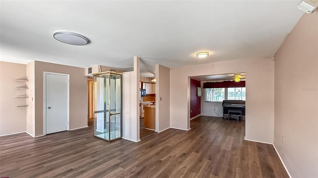 1515 Arrowhead Drive,Sun City Center,FL,United States preview