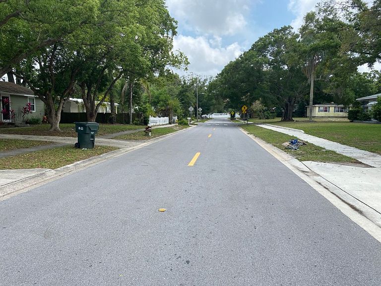 608 2nd Street Southwest,Largo,FL,United States preview
