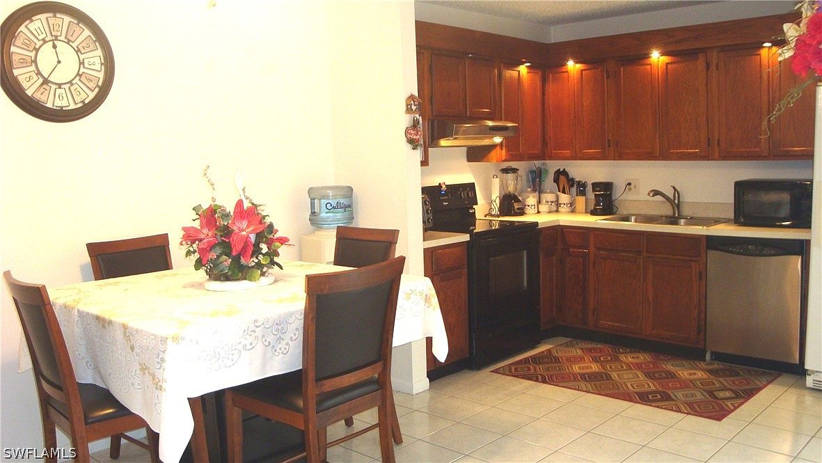 5225 Cedarbend Drive,Fort Myers,FL,United States preview