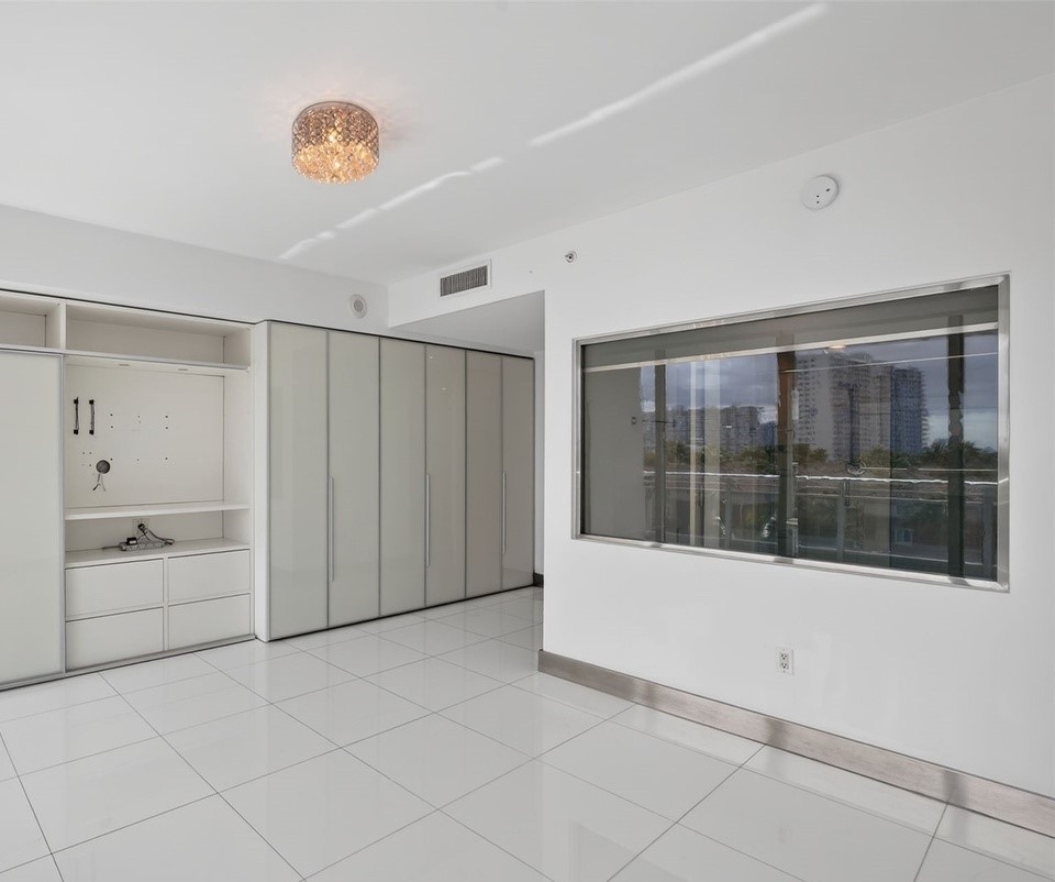 2950 Northeast 188th Street,Aventura,FL,United States preview