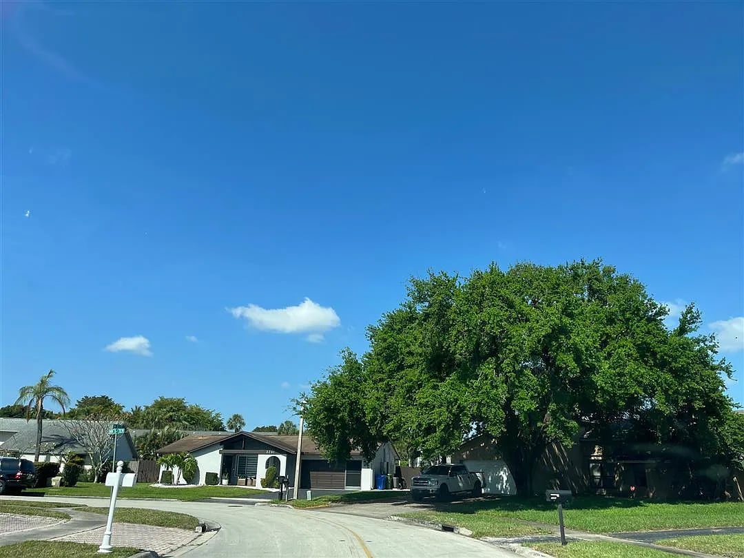 5380 Northwest 32nd Court,Margate,FL,United States preview