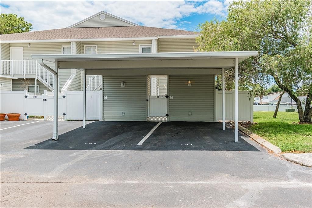 8350 Savannah Trace Circle,Tampa,FL,United States preview