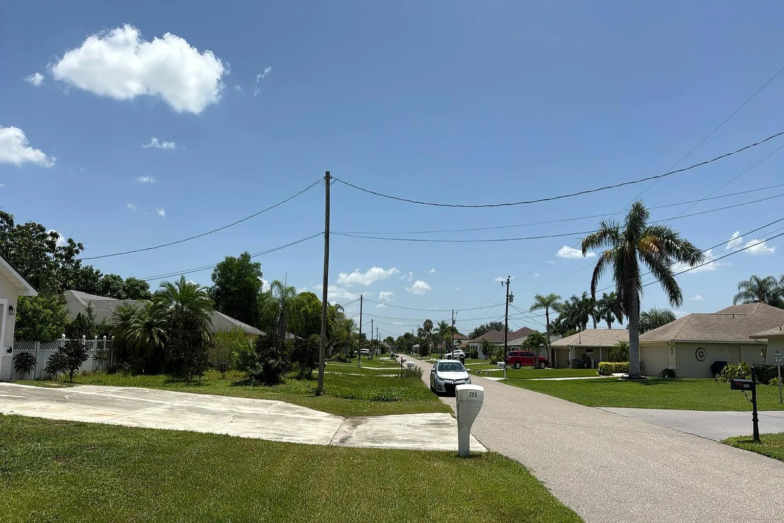 205 Southeast 9th Terrace,Cape Coral,FL,United States preview