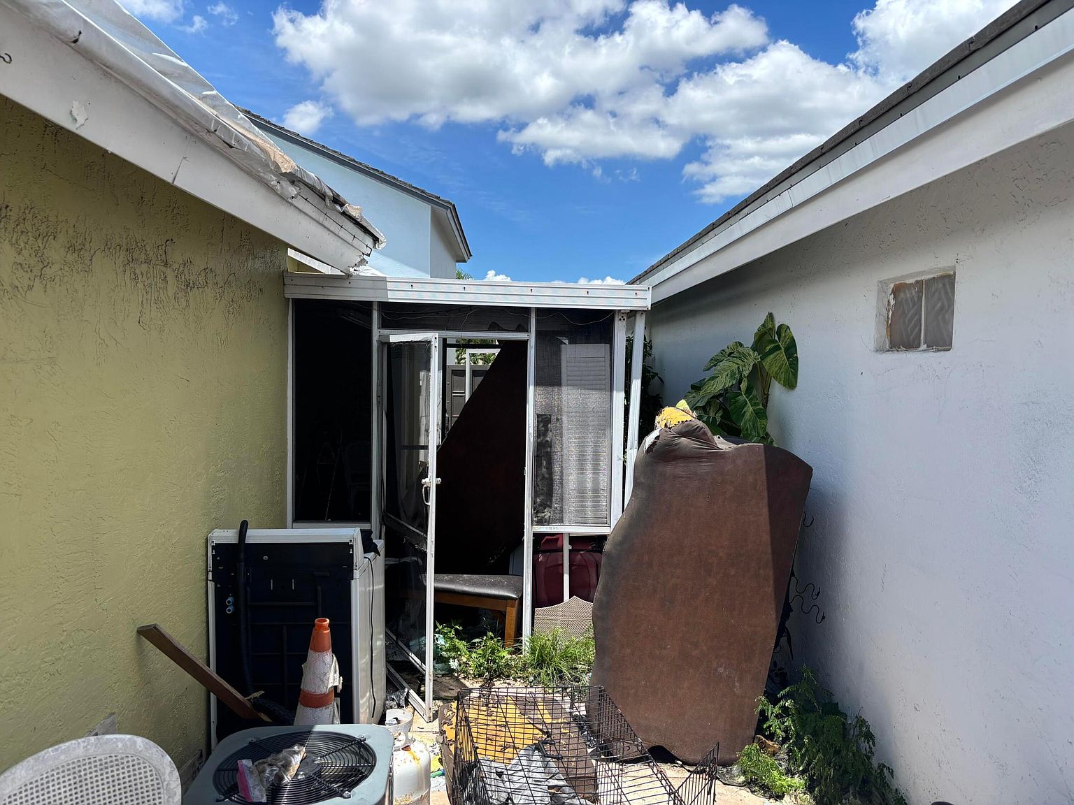 18476 Northwest 52nd Path,Miami Gardens,FL,United States preview