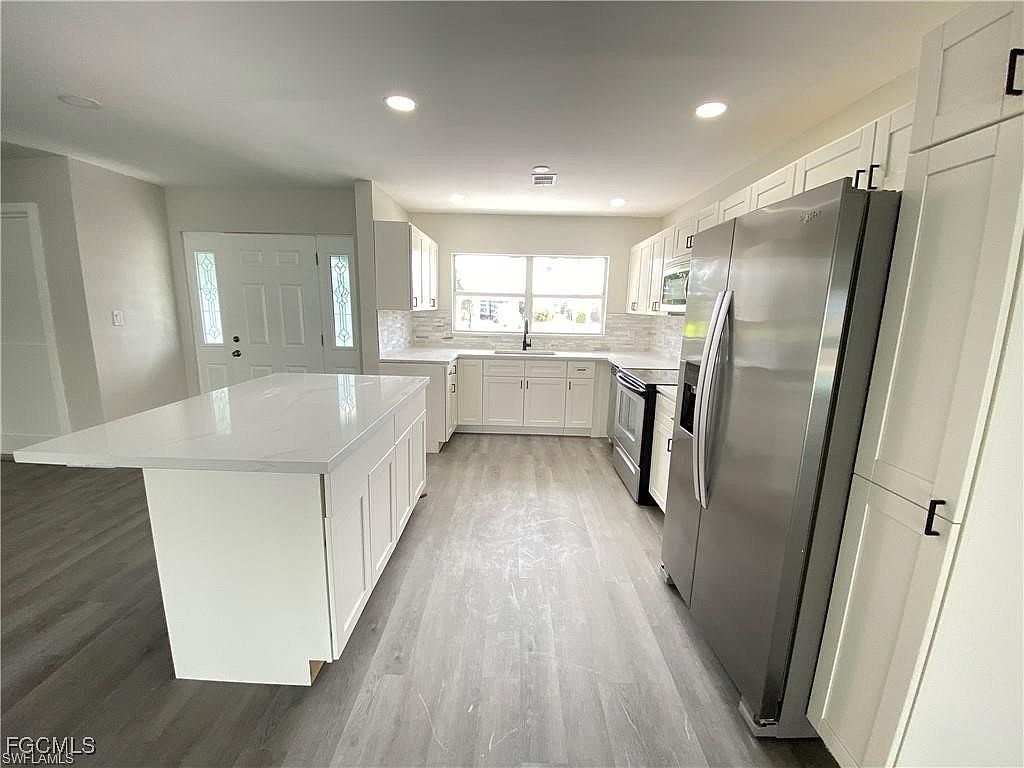 4906 Sorrento Court,Cape Coral,FL,United States preview
