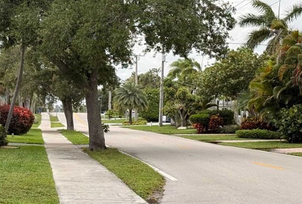 2600 Northeast 36th Street,Lighthouse Point,FL,United States preview