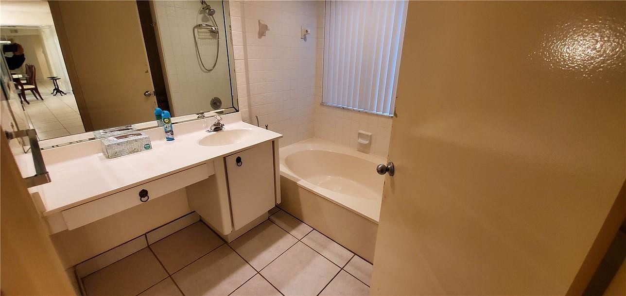9308 Northwest 9th Place,Plantation,FL,United States preview