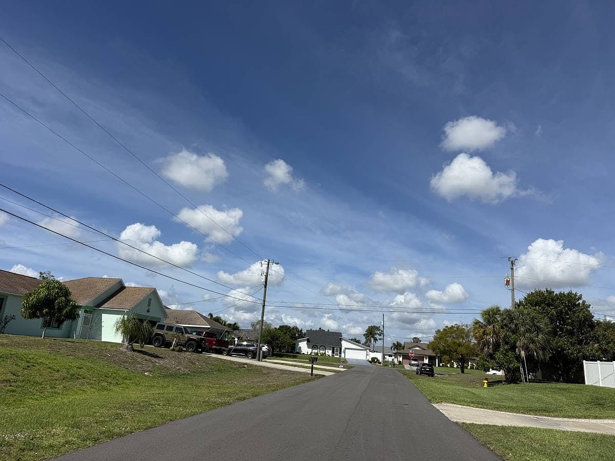 914 Northeast Van Loon Lane,Cape Coral,FL,United States preview