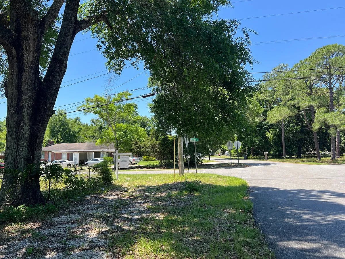 413 Frisco Road,Pensacola,FL,United States preview