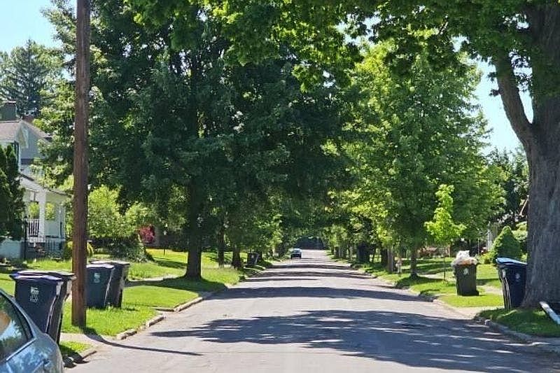 4006 Navahoe Rd,Cleveland Heights,OH,United States preview