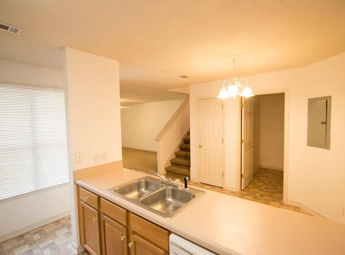 2301 West Michigan Avenue,Pensacola,FL,United States preview