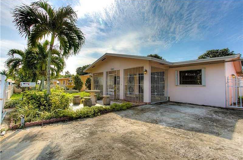 560 Perviz Avenue,Opa-locka,FL,United States preview
