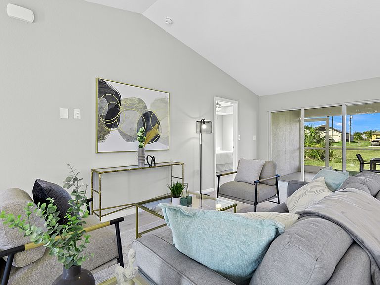 428 Northeast 25th Terrace,Cape Coral,FL,United States preview