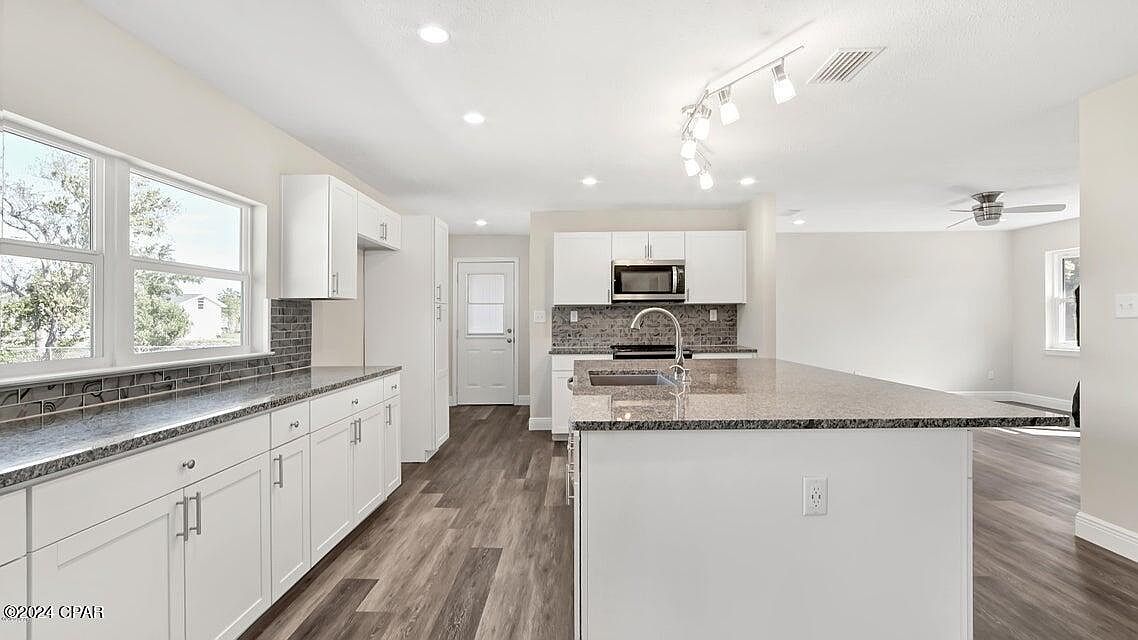 118 Carolina Avenue,Lynn Haven,FL,United States preview