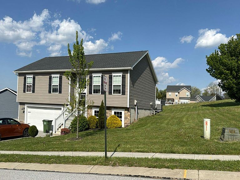 32 Huntmaster Drive,Hanover,PA,United States preview