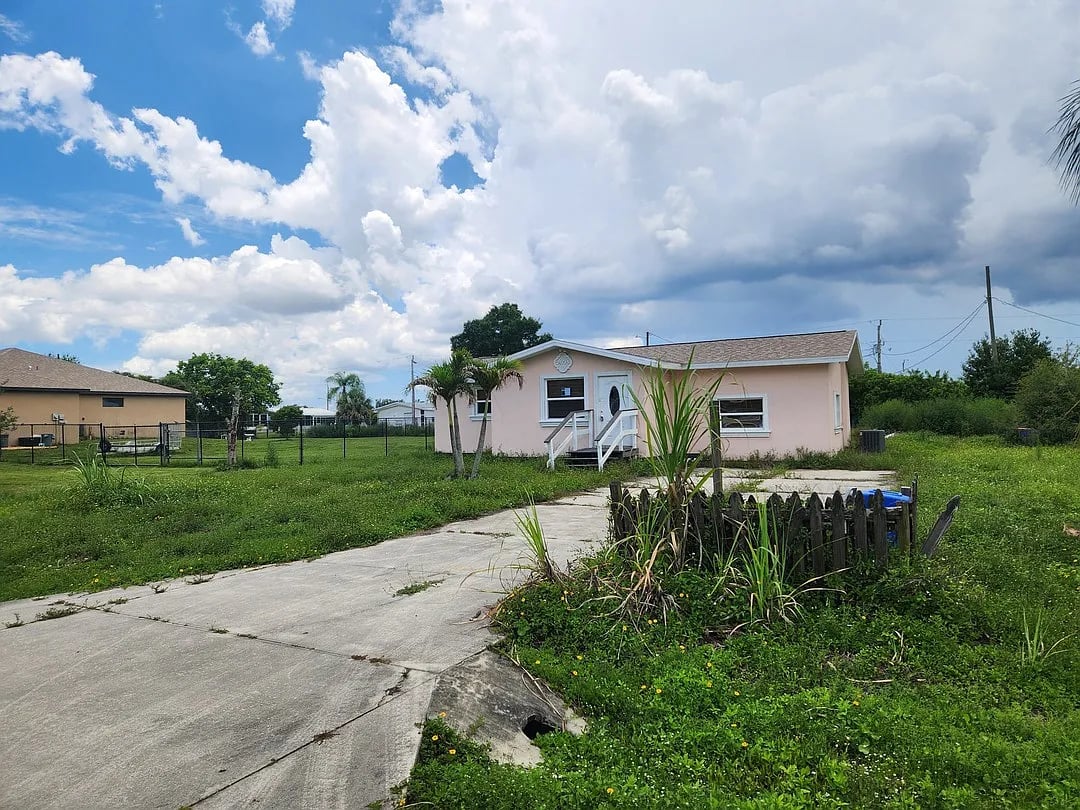 2935 Winona Drive,North Fort Myers,FL,United States preview