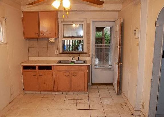 12216 Locke Avenue,Cleveland,OH,United States preview