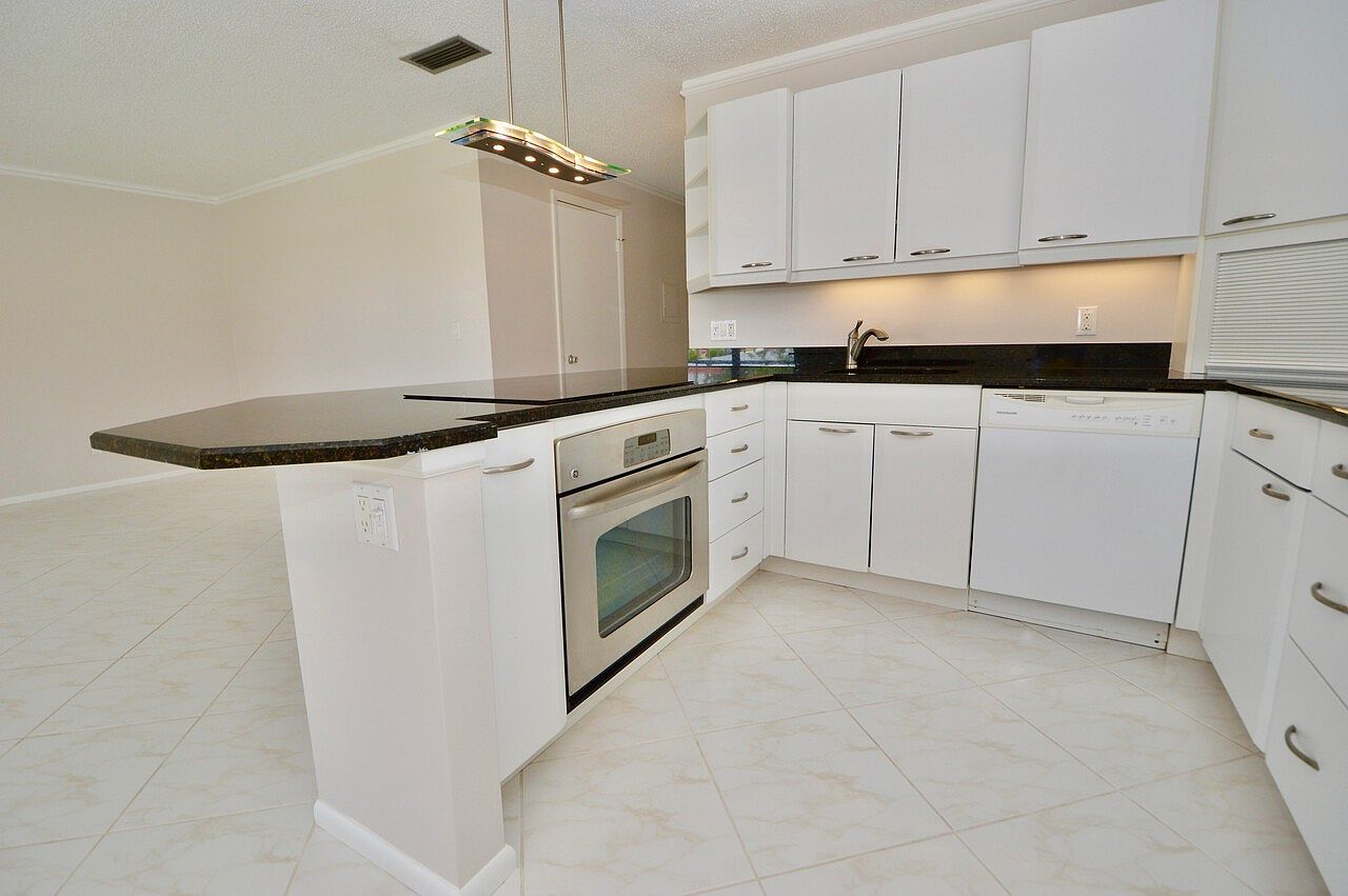 64 Woodland Drive,Vero Beach,FL,United States preview