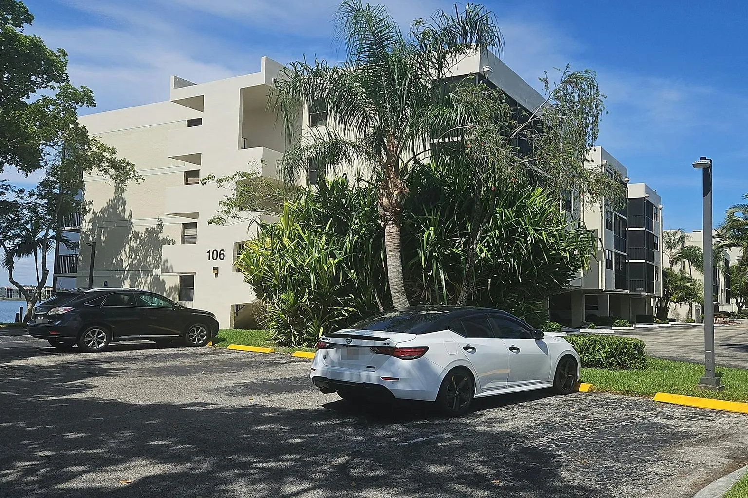 106 Lake Emerald Drive,Oakland Park,FL,United States preview