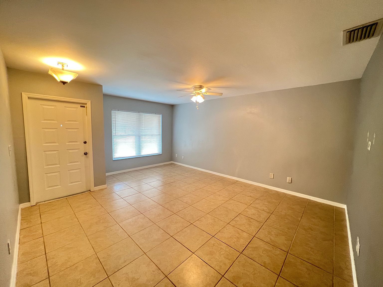 2919 SW Santa Barbara Pl,Cape Coral,FL,USA preview