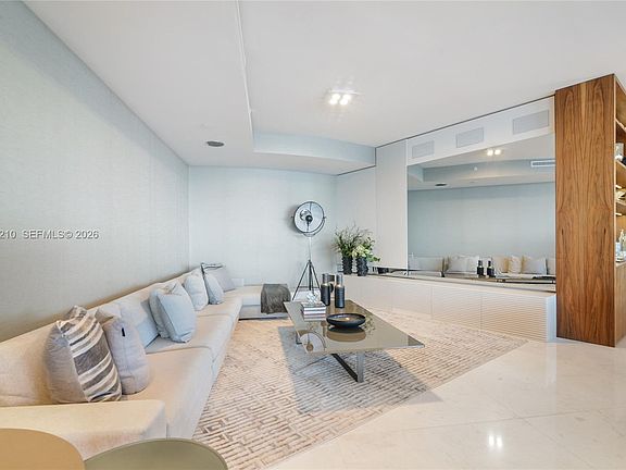18555 Collins Avenue,Sunny Isles Beach,FL,United States preview
