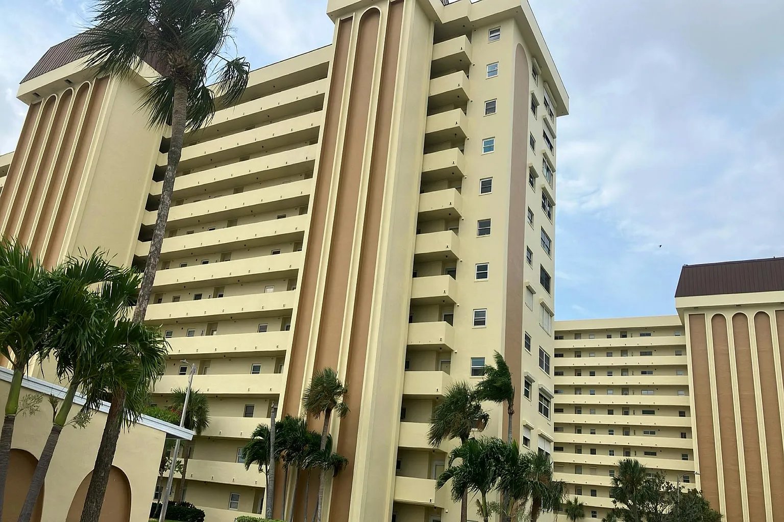 4550 Cove Circle,St. Petersburg,FL,United States preview