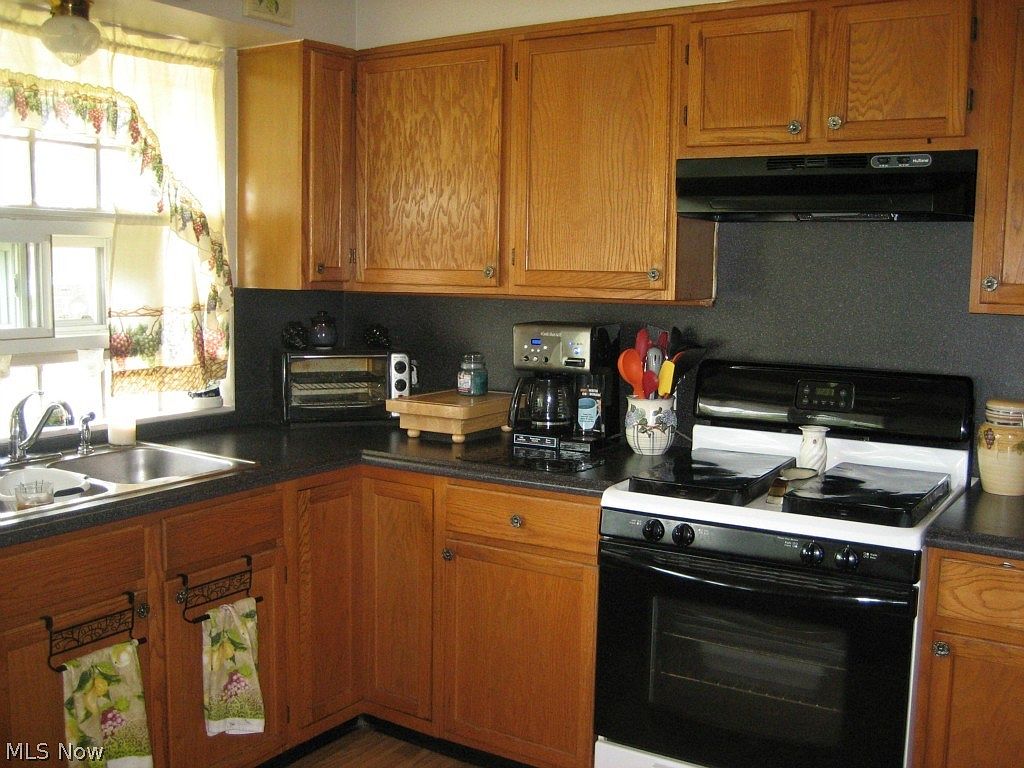 18506 Fairville Avenue,Cleveland,OH,United States preview
