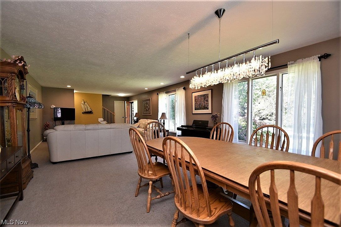 2877 South Green Road,Shaker Heights,OH,United States preview
