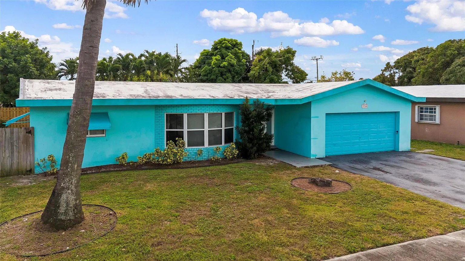 3700 NW 25th Street,Lauderdale Lakes,FL,United States preview