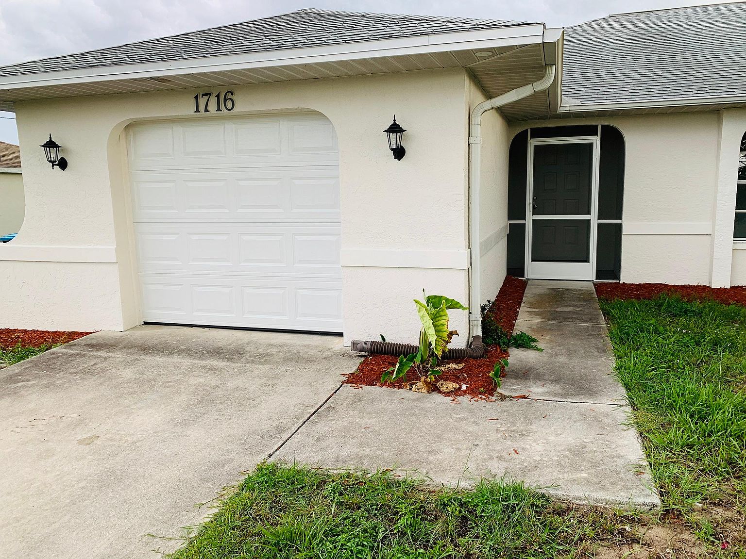 1716 Southwest 33rd Terrace,Cape Coral,FL,United States preview