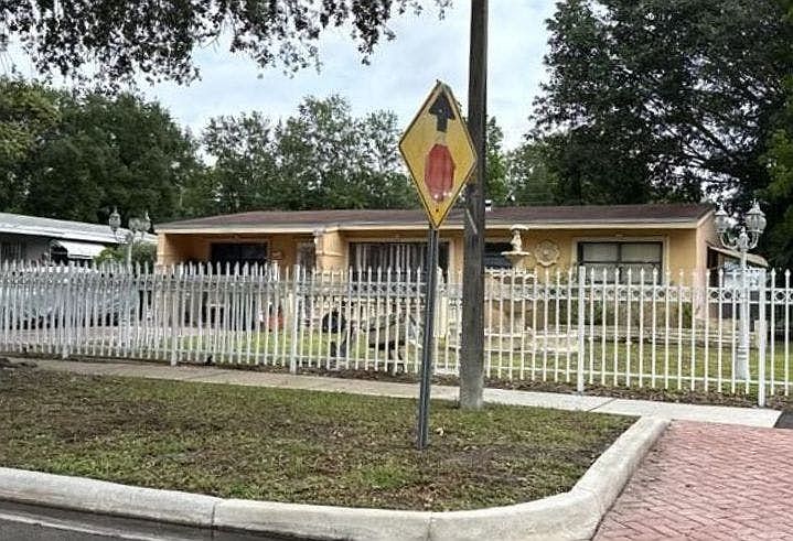 885 Northwest 131st Street,North Miami,FL,United States preview
