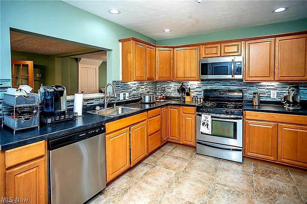 839 Lake Avenue,Elyria,OH,United States preview