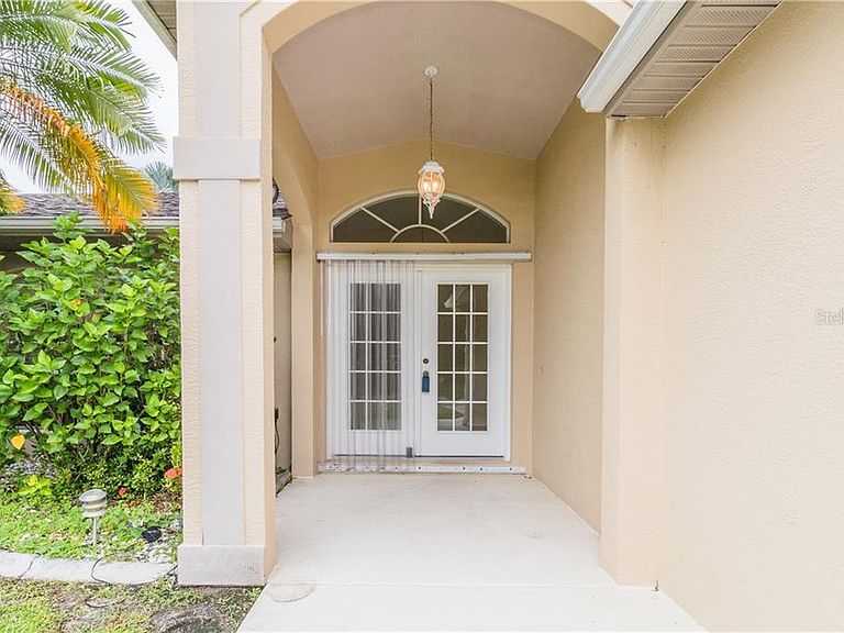 407 Cartagena Street,Punta Gorda,FL,United States preview