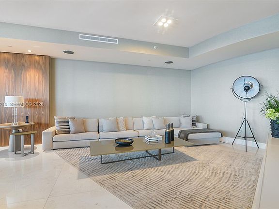 18555 Collins Avenue,Sunny Isles Beach,FL,United States preview