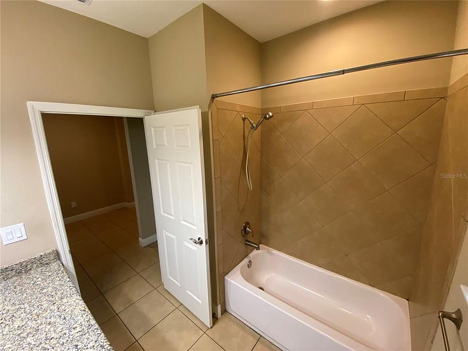 532 Manns Harbor Drive,Apollo Beach,FL,United States preview