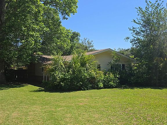 2304 Hampshire Way,Tallahassee,FL,United States preview