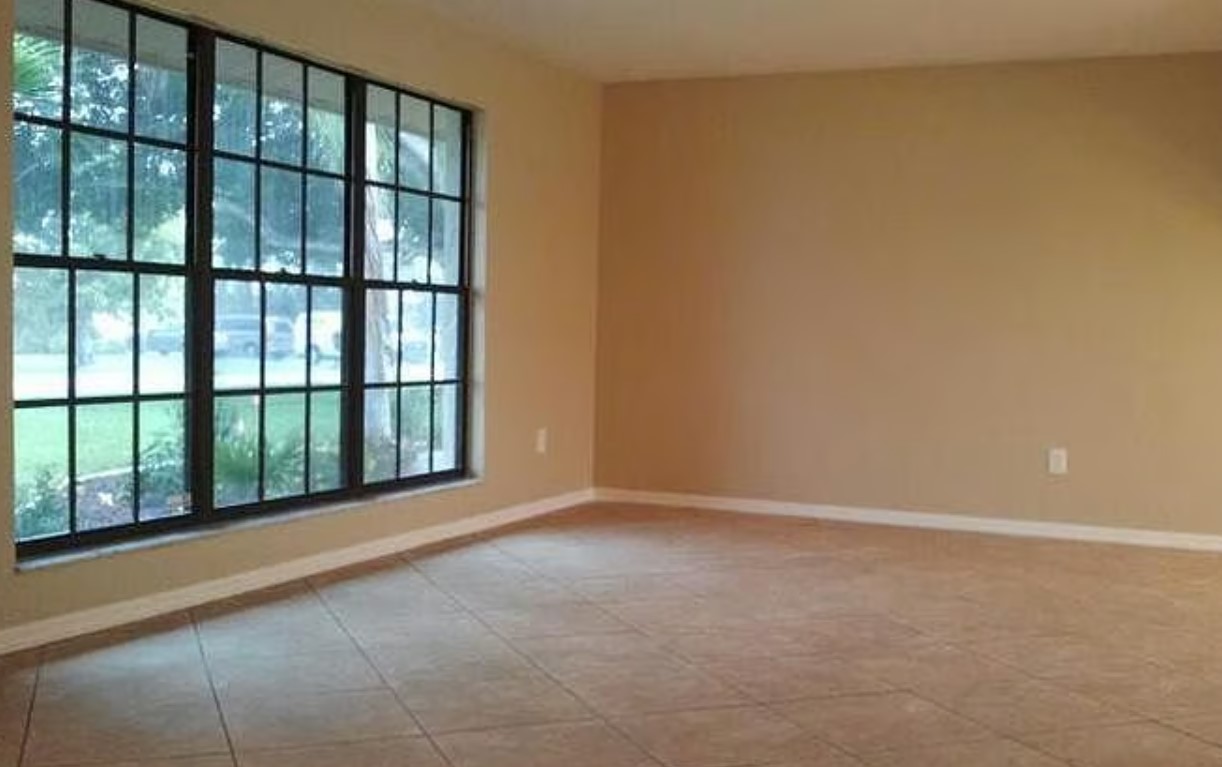 2113 Lochmoor Circle,North Fort Myers,FL,United States preview